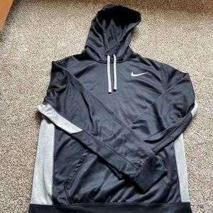 Nike Therma-Fit Hoodie